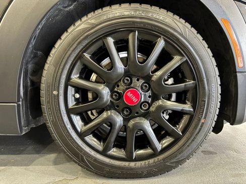 Used 2019 MINI Cooper 2-Door Hardtop w/ Premium Package FWD image 42
