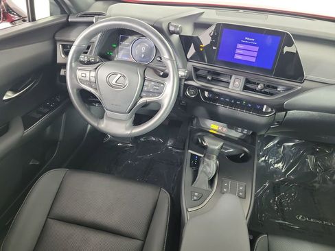Used 2024 Lexus UX 250h F Sport FWD image 27