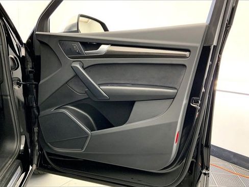 Certified 2022 Audi SQ5 Premium image 24