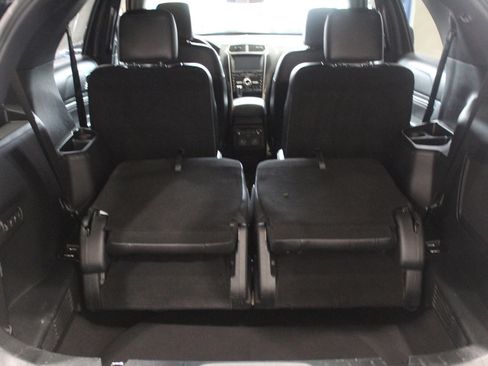 Used 2018 Ford Explorer Sport w/ Equipment Group 401A image 19