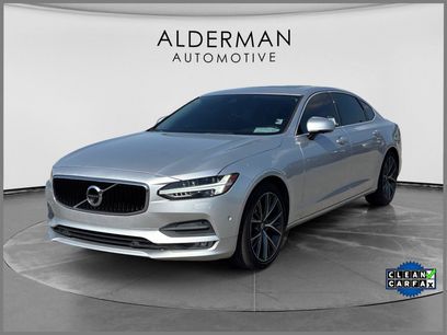 Used 2018 Volvo S90 T5 Momentum w/ Convenience Package