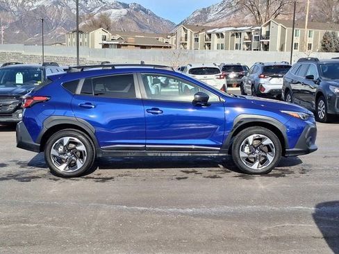 Used 2025 Subaru Crosstrek 2.5i Limited w/ Crosstrek Mirror Package image 2