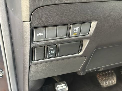 Used 2022 Nissan Armada SL w/ Midnight Edition Package AWD/4WD image 15