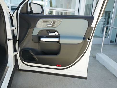Used 2026 Mercedes-Benz GLB 250 image 19