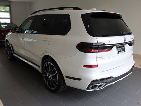 New 2027 BMW X7 M60i AWD/4WD image 32