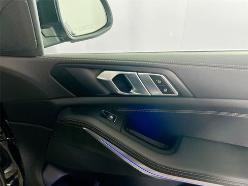 Used 2024 BMW X5 xDrive40i image 28