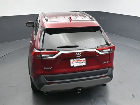 Used 2022 Toyota RAV4 Limited FWD image 17