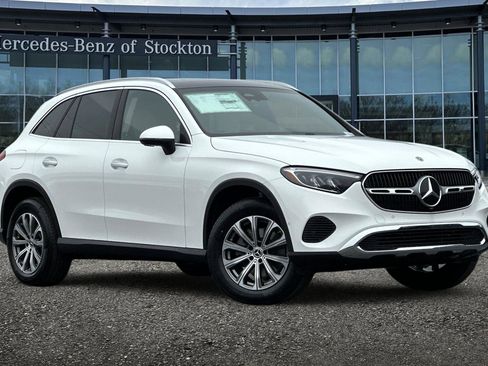 New 2026 Mercedes-Benz GLC 300 4MATIC image 1