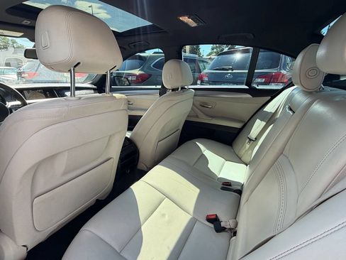 Used 2015 BMW 535i xDrive Sedan AWD/4WD image 9