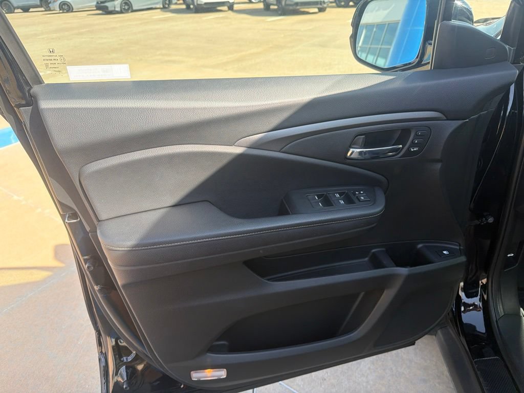 Used 2023 Honda Ridgeline RTL-E image 18