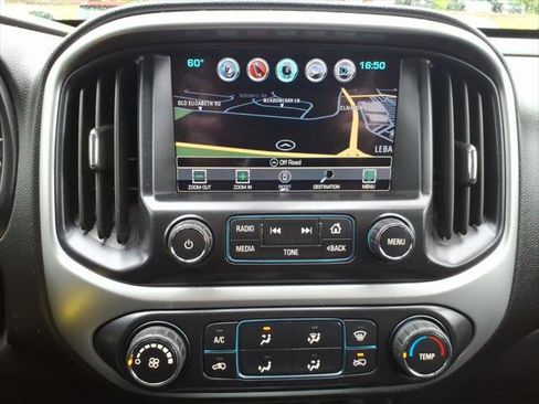 Used 2016 Chevrolet Colorado LT AWD/4WD image 15