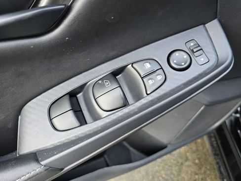 Used 2025 Nissan Sentra S image 23