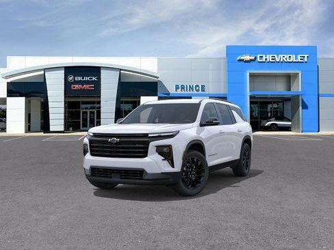 New 2026 Chevrolet Traverse LT w/ Midnight/Sport Edition FWD image 8