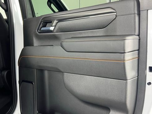 Used 2024 GMC Sierra 3500 AT4 image 29