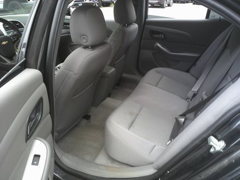 Used 2015 Chevrolet Malibu LS FWD image 12