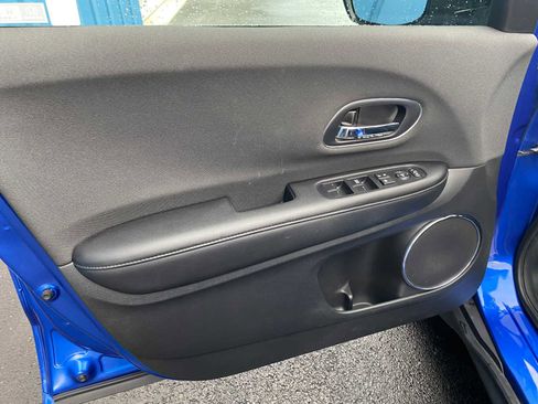 Used 2022 Honda HR-V EX image 32