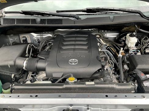 Used 2013 Toyota Tundra 4x4 CrewMax w/ TRD Off-Road Pkg image 28