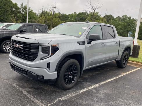 Used 2024 GMC Sierra 1500 Elevation AWD/4WD image 3