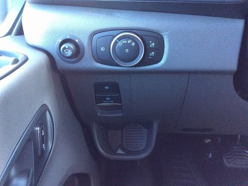 New 2025 Ford Transit 250 148 Medium Roof w/ Interior Upgrade Package image 30