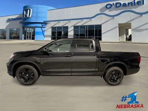 New 2026 Honda Ridgeline Black Edition image 2