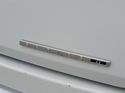 Used 2023 Jeep Grand Wagoneer Series II image 33