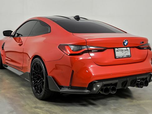Used 2021 BMW M4 Competition w/ M Carbon Exterior Package RWD image 7