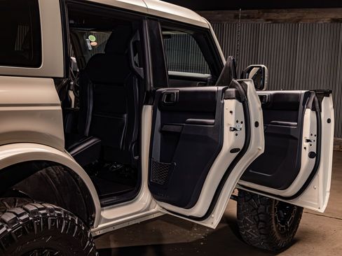 Used 2025 Ford Bronco Outer Banks image 29