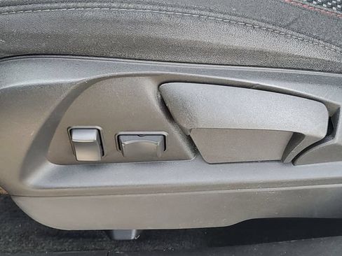 Used 2017 Chevrolet Equinox LS FWD image 15
