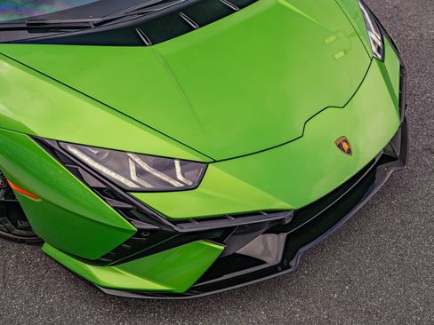 Used 2024 Lamborghini Huracan Tecnica RWD image 13