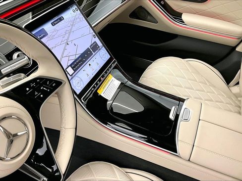 New 2026 Mercedes-Benz S 580e 4MATIC Sedan image 8