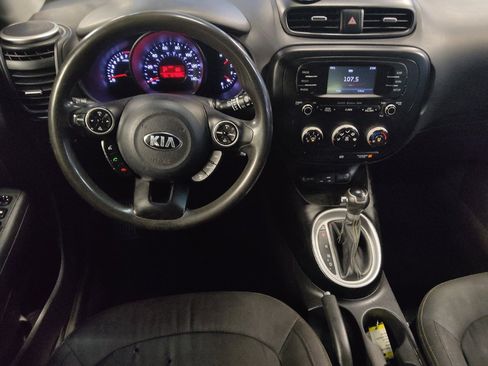 Used 2016 Kia Soul + FWD image 22