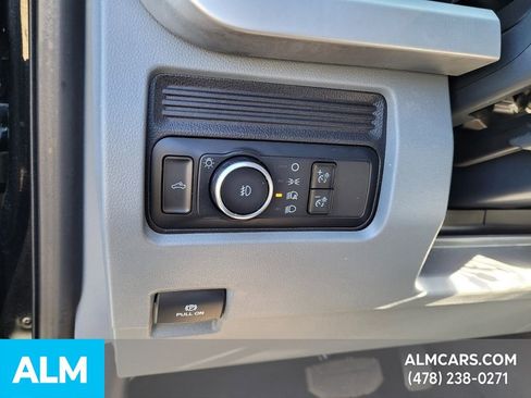 Used 2025 Ford F250 XLT image 29