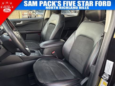 Used 2022 Ford Escape SEL w/ SEL Stealth AWD Package image 20