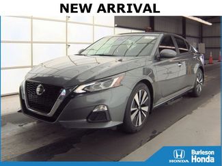 Used 2022 Nissan Altima 2.5 SV image 1