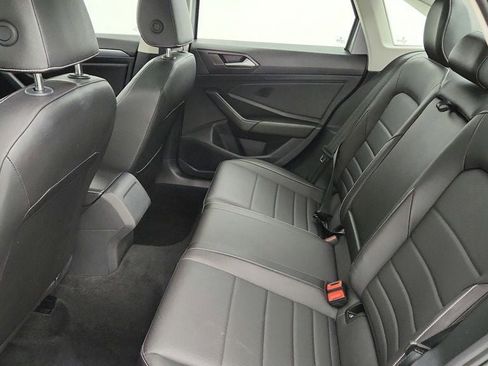 Used 2024 Volkswagen Jetta SE image 22