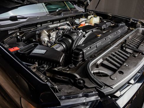 Used 2021 Chevrolet Silverado 2500 LTZ w/ LTZ Plus Package image 41