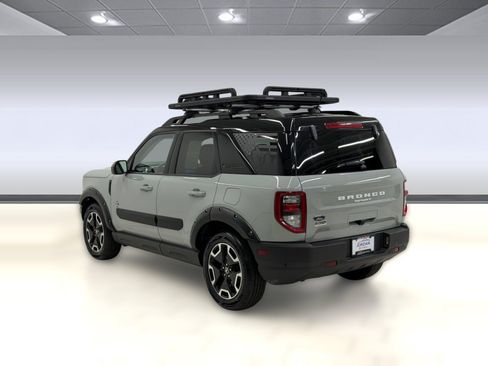 Used 2022 Ford Bronco Sport Outer Banks w/ Tech Package AWD/4WD image 2