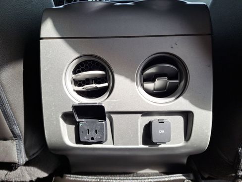 Used 2014 Ford F150 Lariat w/ Equipment Group 501A Mid image 28