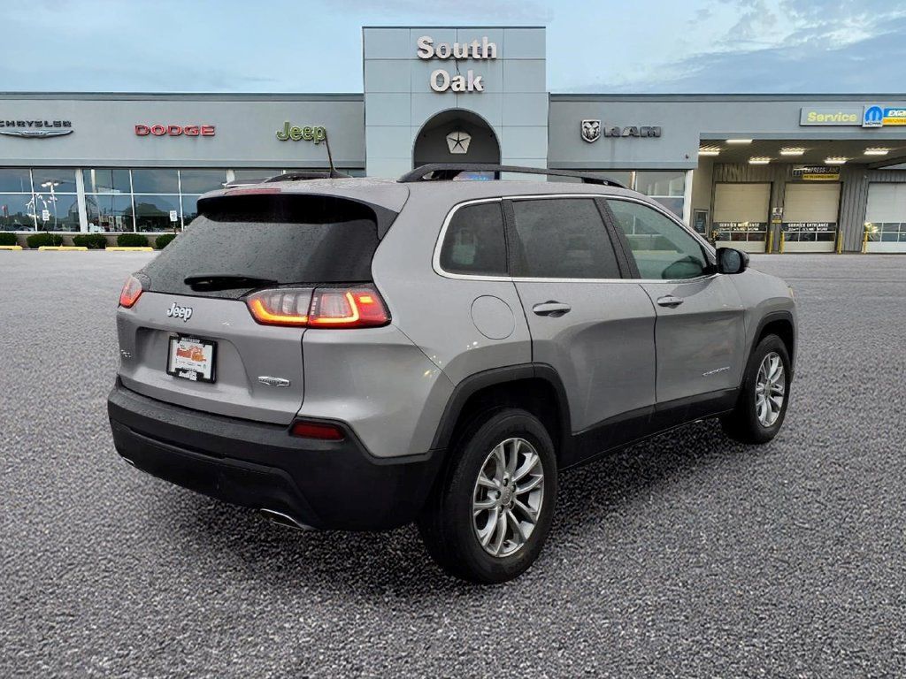 Certified 2022 Jeep Cherokee Latitude Lux w/ Sun & Sound Group AWD/4WD image 3