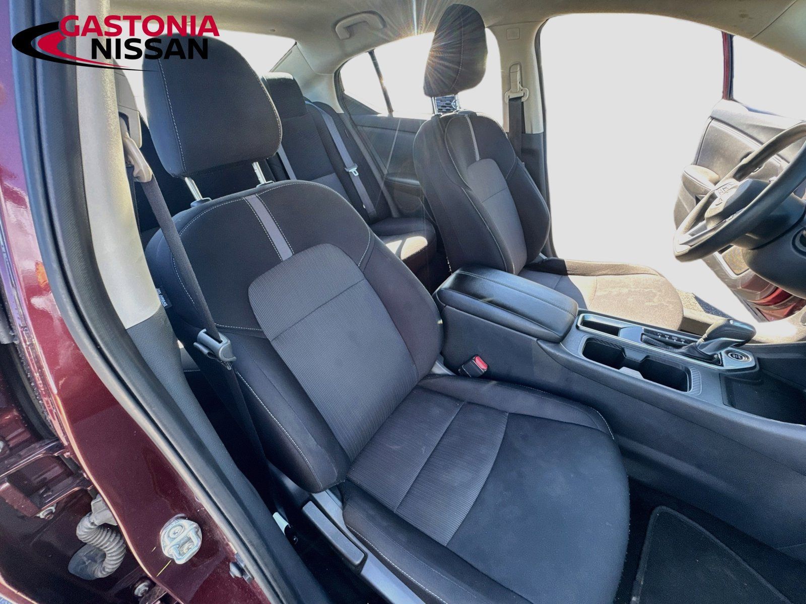 Used 2024 Nissan Sentra SV FWD image 33