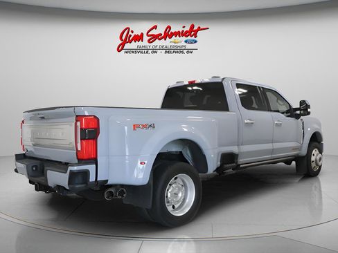 Used 2024 Ford F450 Platinum w/ FX4 Off-Road Package AWD/4WD image 6
