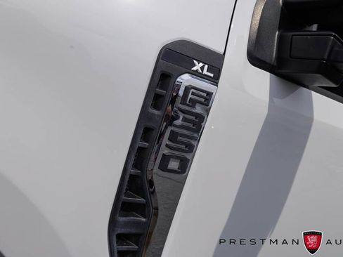 Used 2023 Ford F350 XL w/ XL Chrome Package AWD/4WD image 7