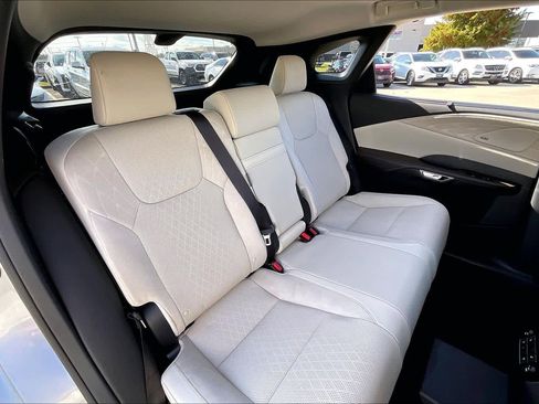 Certified 2025 Lexus RX 450h Luxury image 34