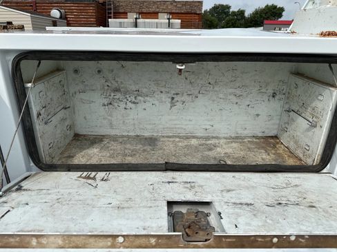 Used 2018 Ford F350 XLT image 37