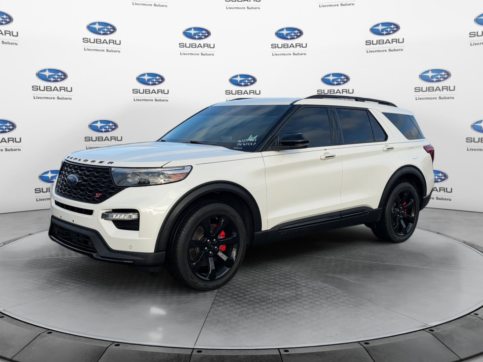 Used 2024 Ford Explorer ST w/ Equipment Group 401A AWD/4WD image 3