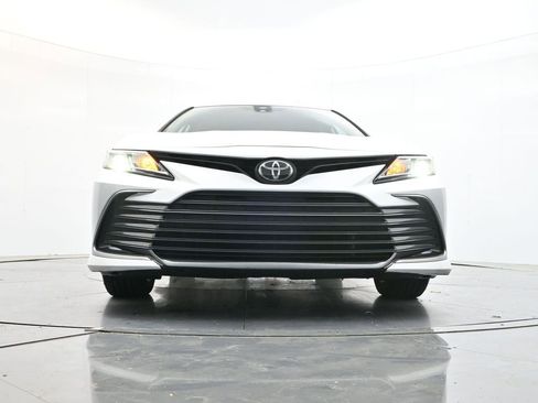 Used 2024 Toyota Camry LE FWD image 28