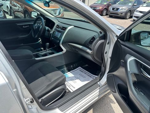 Used 2015 Nissan Altima 2.5 S w/ Power Driver Seat Package FWD image 12