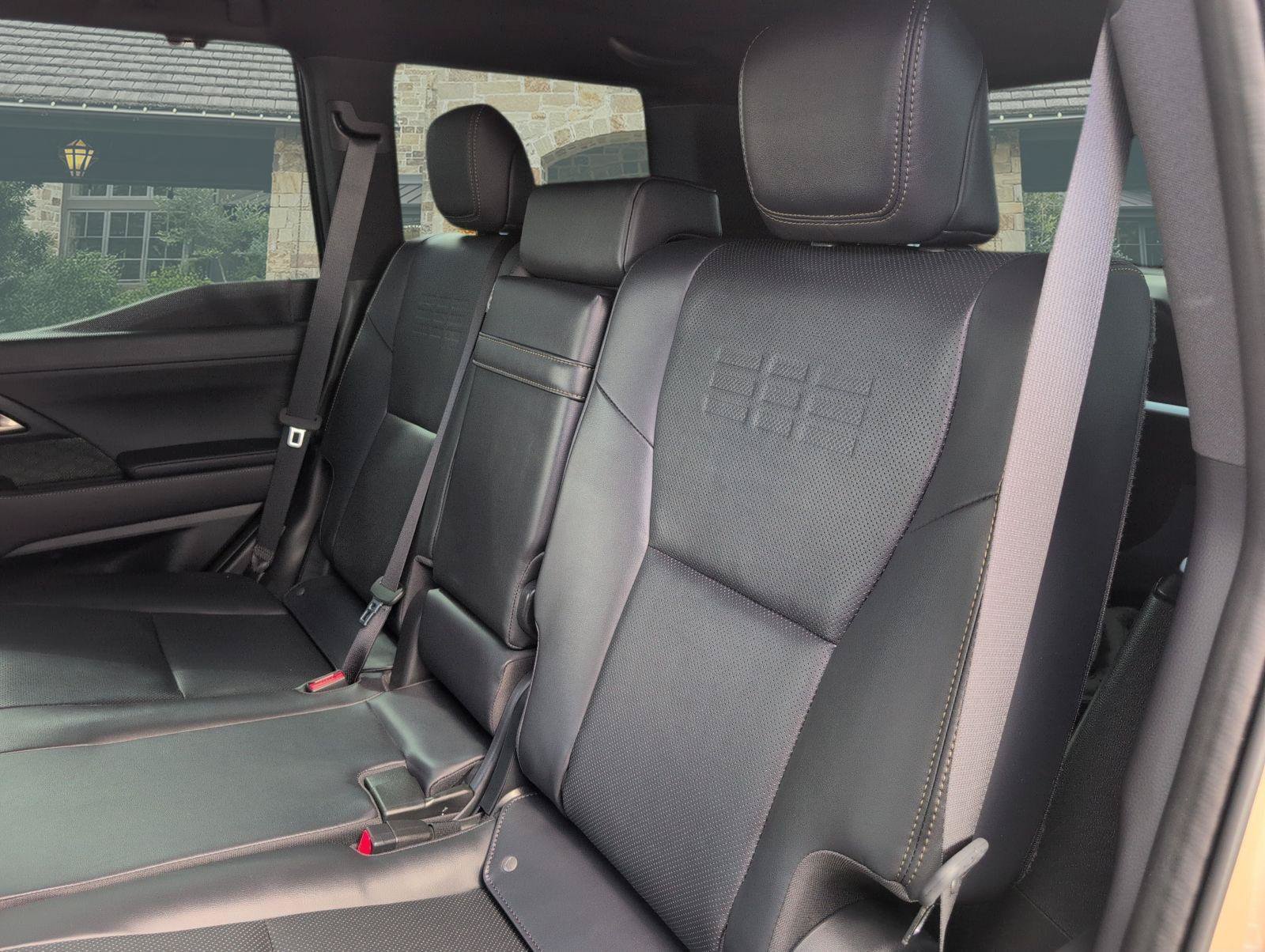 Certified 2026 Lexus GX 550 w/ Accessory Package (CT) AWD/4WD image 6