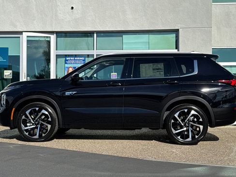 New 2025 Mitsubishi Outlander SEL image 7