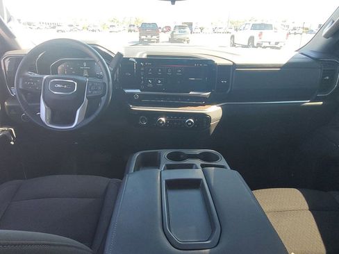 Used 2023 GMC Sierra 1500 Elevation image 24